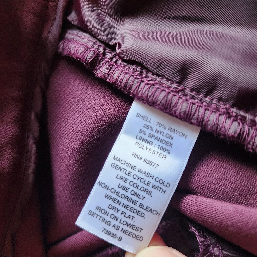 Liz‎ Claiborne NWT Emma maroon mid-rise slim leg ankle pants woman's size 24W - Picture 7 of 13